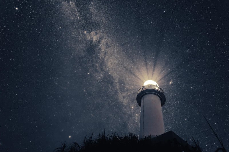 Traveler under the Milky Way